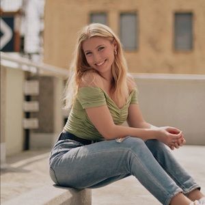 Meet your Posher, Madison